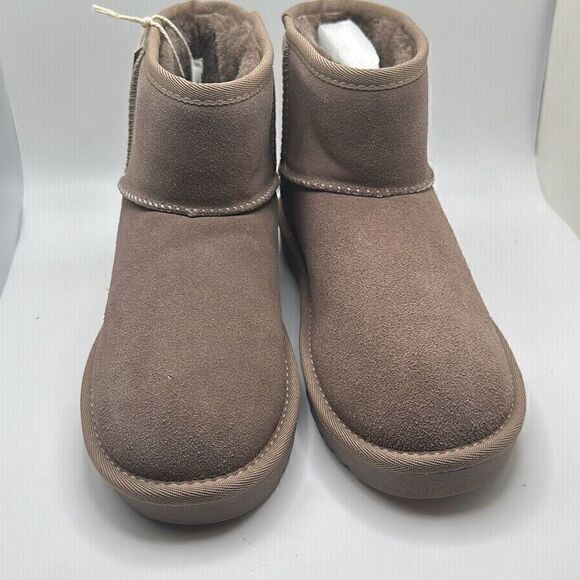 CUSHIONAIRE Women’s Cozy Boot 8 TAUPE - Picture 2 of 7